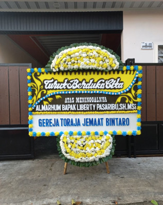 Papan Bunga Duka di Minahasa